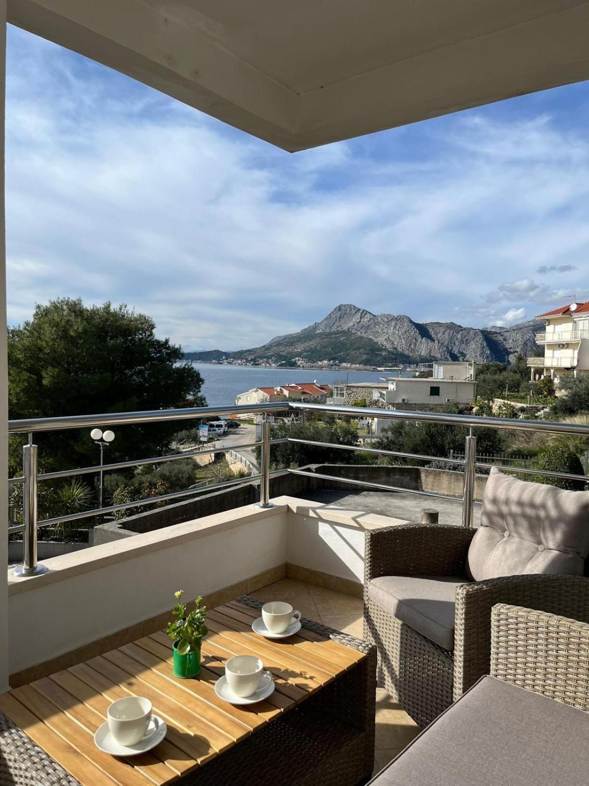 Apartment Ines Omiš Dış mekan fotoğraf