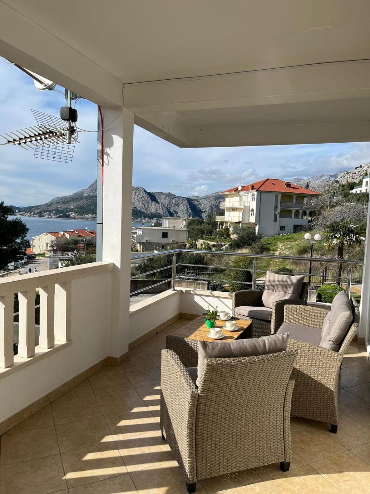 Apartment Ines Omiš Dış mekan fotoğraf