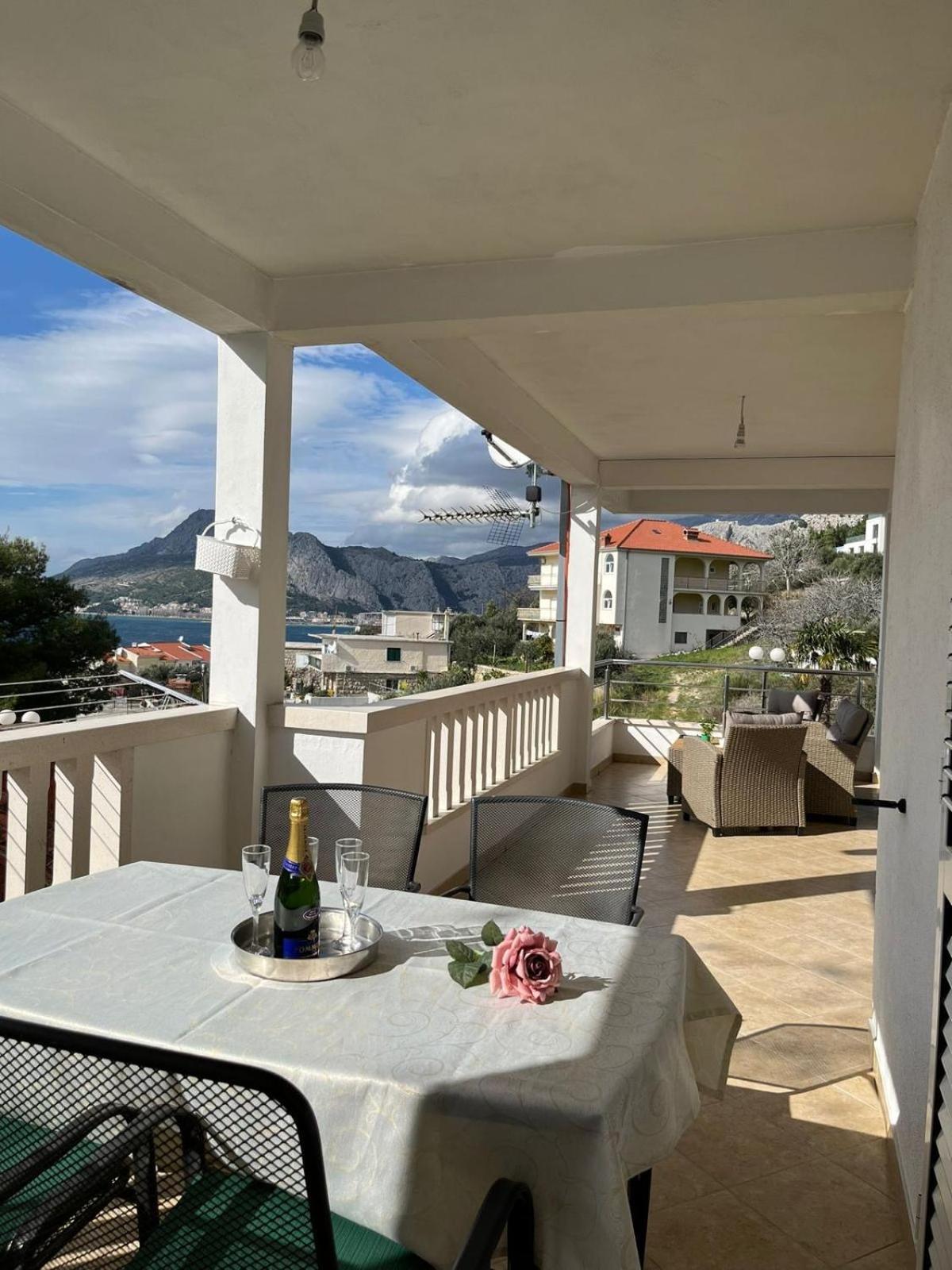 Apartment Ines Omiš Dış mekan fotoğraf