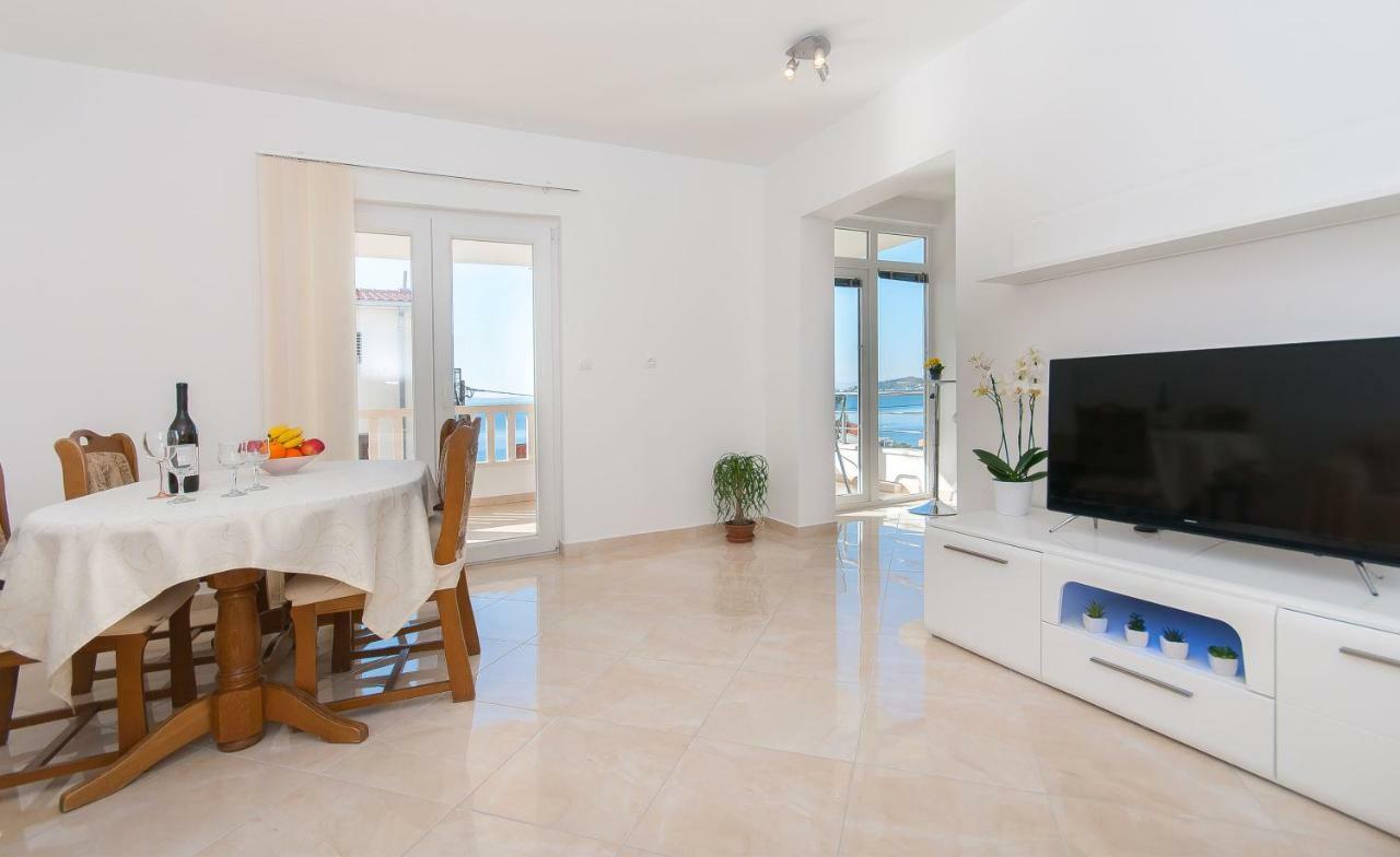 Apartment Ines Omiš Dış mekan fotoğraf