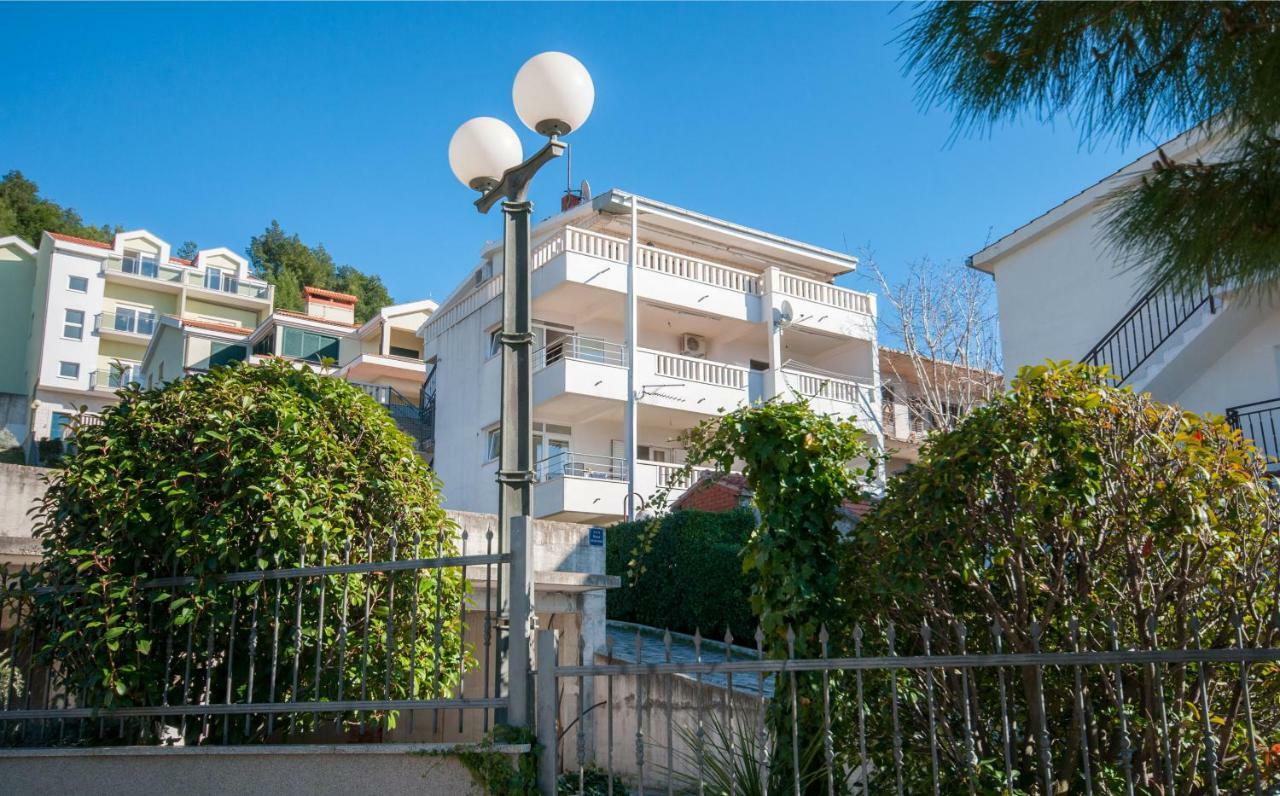 Apartment Ines Omiš Dış mekan fotoğraf
